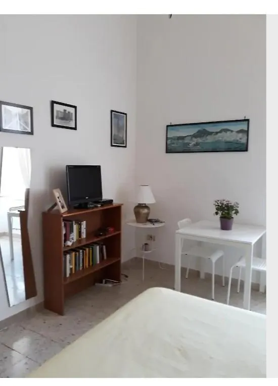 Napoli E Oltre House Apartment Naples